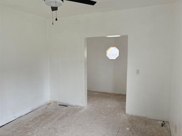 1015 N 5th Street, Niles, MI 49120