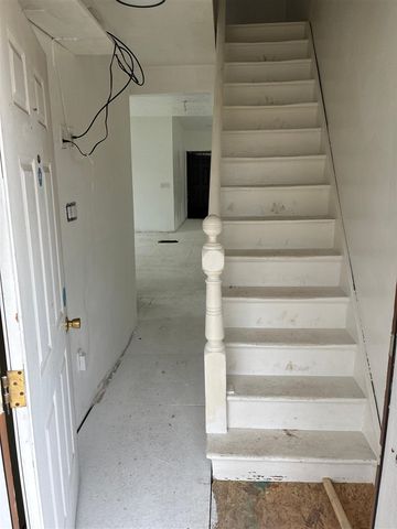 1015 N 5th Street, Niles, MI 49120