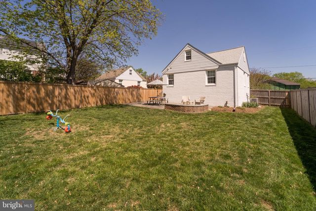 1334 BAYLISS DR, Alexandria, VA 22302