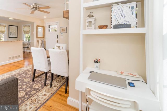 1334 BAYLISS DR, Alexandria, VA 22302