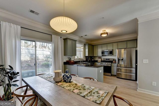 1216 Harris Commons Place, Roswell, GA 30076