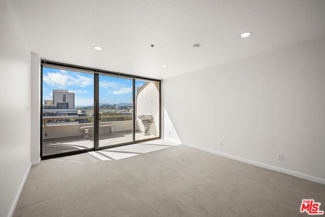 121 S Hope Street 518, Los Angeles, CA 90012