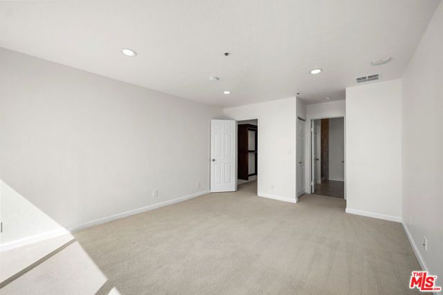 121 S Hope Street 518, Los Angeles, CA 90012