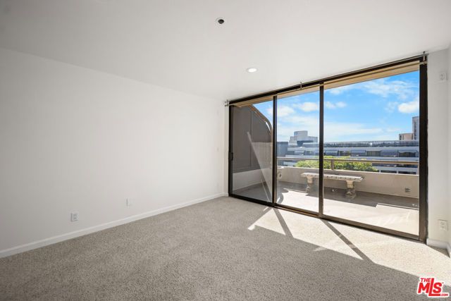121 S Hope Street 518, Los Angeles, CA 90012