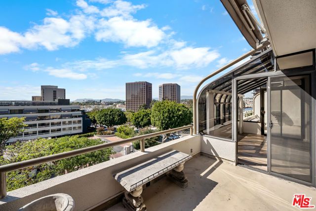121 S Hope Street 518, Los Angeles, CA 90012