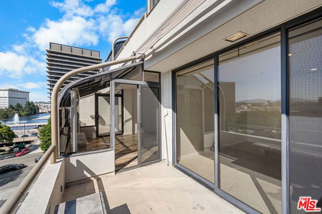 121 S Hope Street 518, Los Angeles, CA 90012