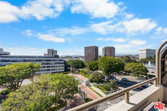 121 S Hope Street 518, Los Angeles, CA 90012