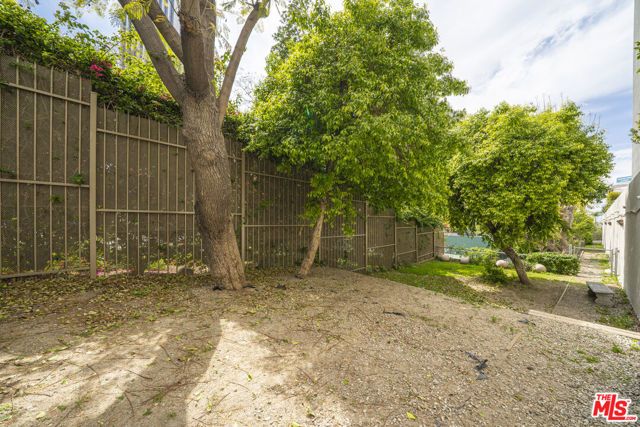 121 S Hope Street 518, Los Angeles, CA 90012
