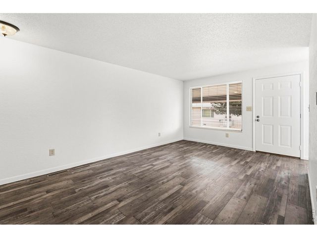 744 27th Ave 3, Greeley, CO 80634