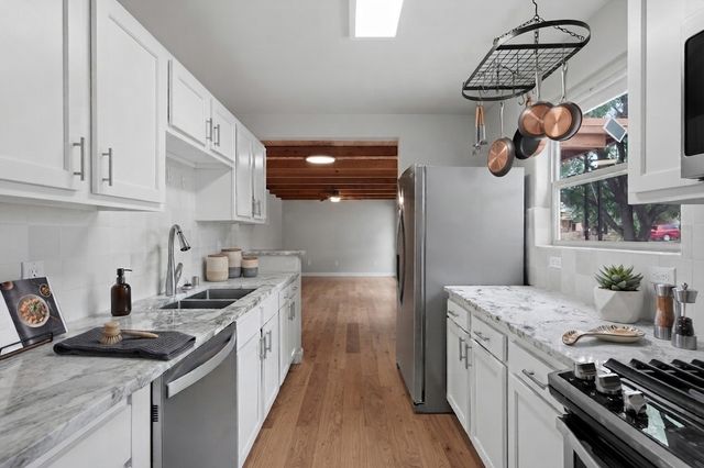 1016 Velarde Road, Santa Fe, NM 87507