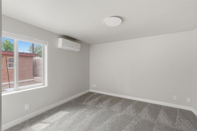1016 Velarde Road, Santa Fe, NM 87507
