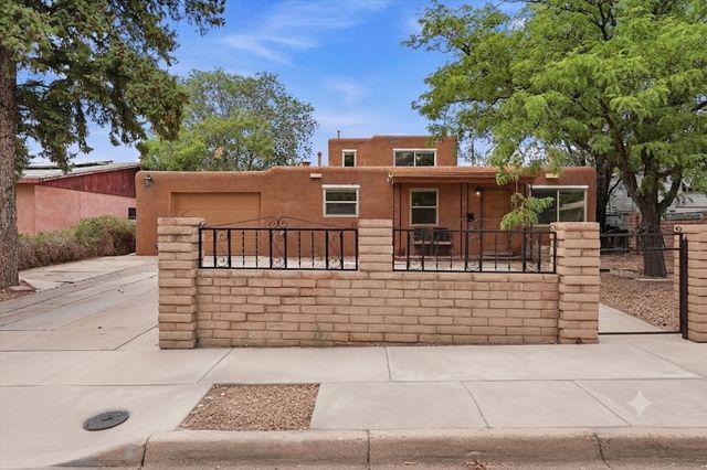 1016 Velarde Road, Santa Fe, NM 87507