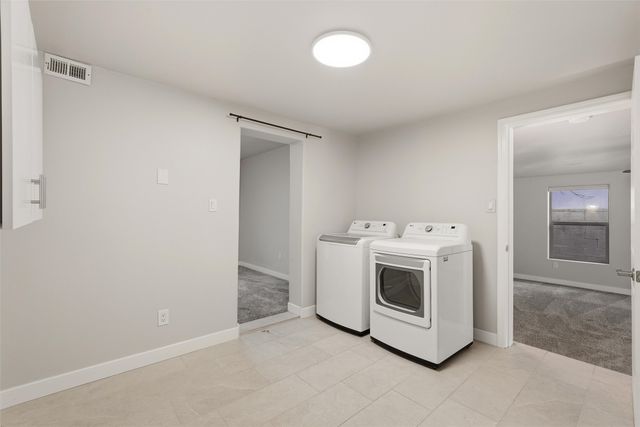 1016 Velarde Road, Santa Fe, NM 87507