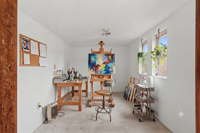 1016 Velarde Road, Santa Fe, NM 87507