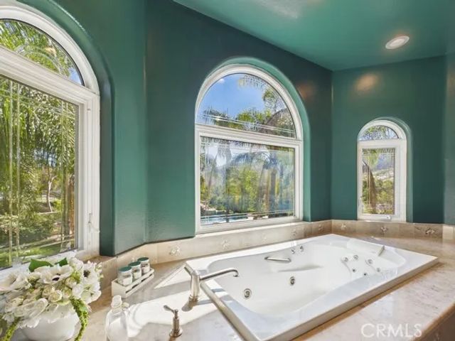 9050 Hunt Road, Corona, CA 92883