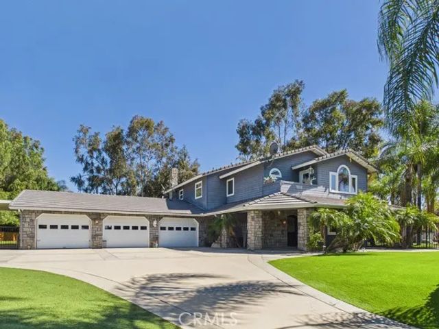 9050 Hunt Road, Corona, CA 92883