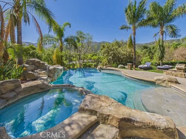 9050 Hunt Road, Corona, CA 92883