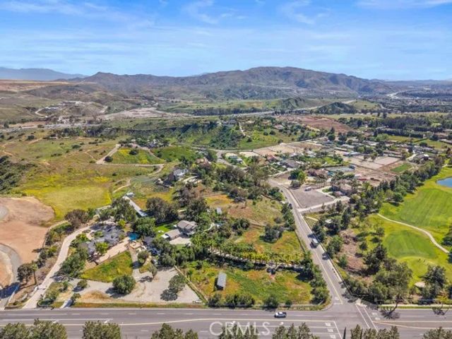 9050 Hunt Road, Corona, CA 92883