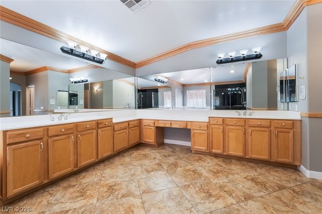 7230 Elderly Avenue, Las Vegas, NV 89131