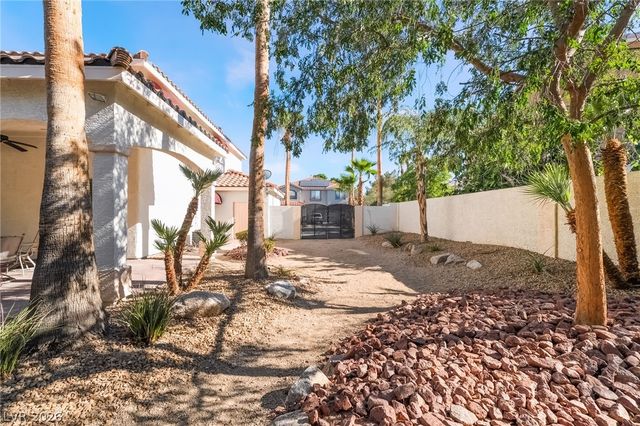 7230 Elderly Avenue, Las Vegas, NV 89131