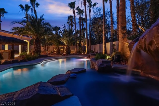 7230 Elderly Avenue, Las Vegas, NV 89131