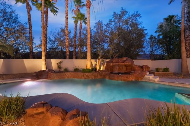 7230 Elderly Avenue, Las Vegas, NV 89131
