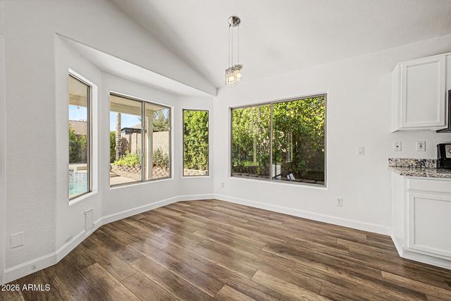 6422 W LARIAT Lane, Phoenix, AZ 85083