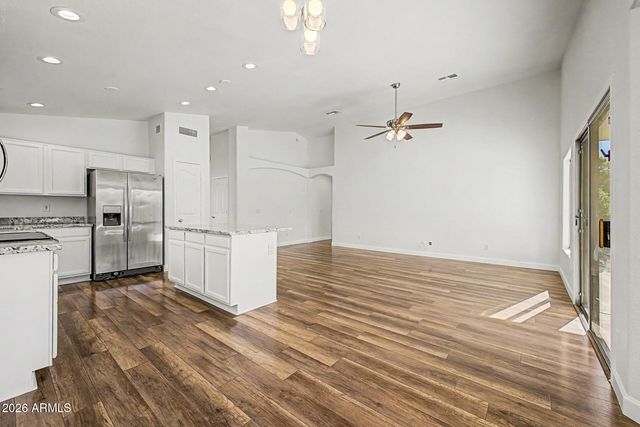 6422 W LARIAT Lane, Phoenix, AZ 85083
