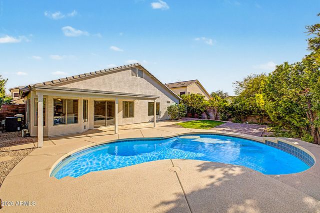 6422 W LARIAT Lane, Phoenix, AZ 85083