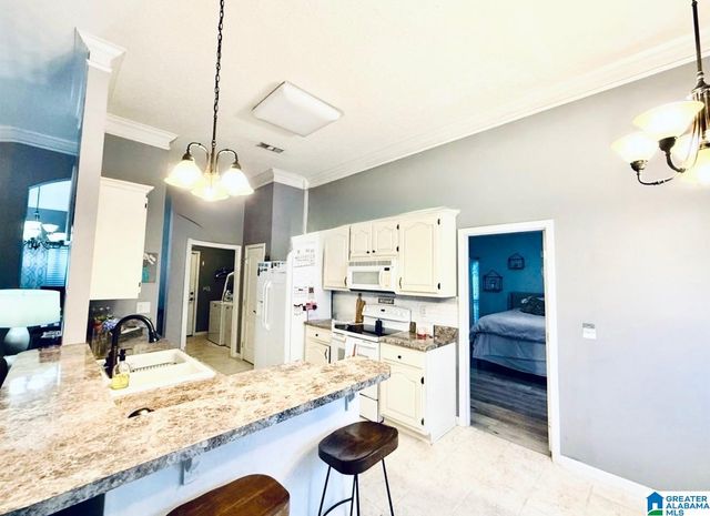 65 COUNTY ROAD 1002, Clanton, AL 35045