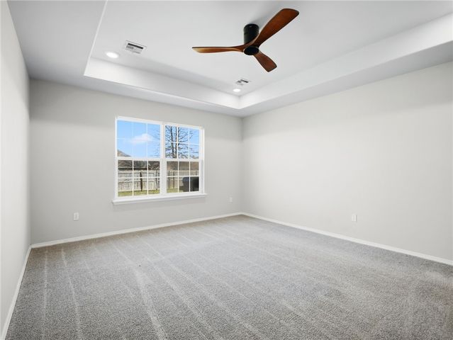 720 Madison Drive, Prairie Grove, AR 72753