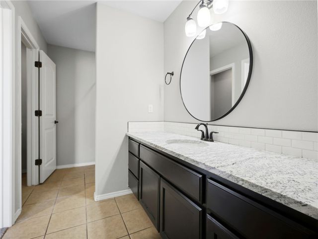 720 Madison Drive, Prairie Grove, AR 72753