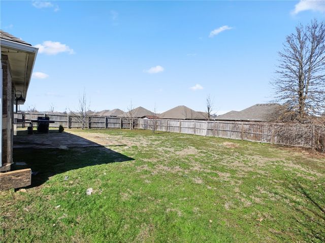 720 Madison Drive, Prairie Grove, AR 72753