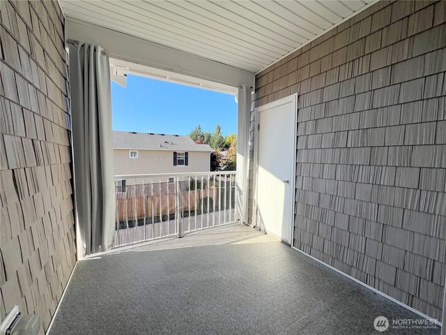 2699 Erwin Avenue, Dupont, WA 98327