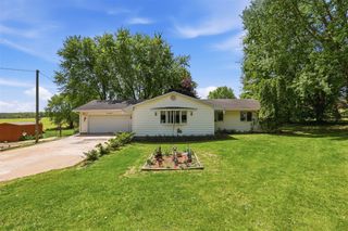 64469 66th Avenue, Hartford, MI 49057