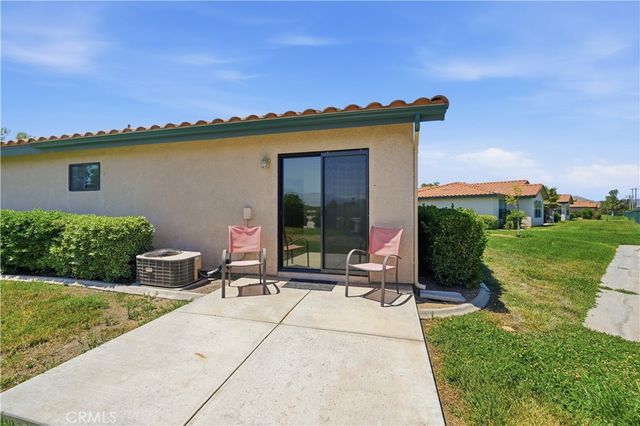 1086 Morning Mist Court, Hemet, CA 92545