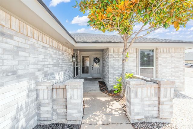 13948 Lighthouse Dr, Corpus Christi, TX 78418