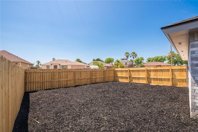13948 Lighthouse Dr, Corpus Christi, TX 78418
