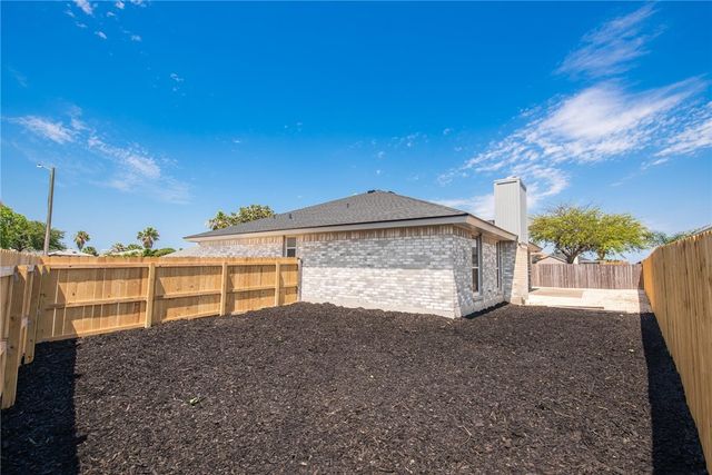 13948 Lighthouse Dr, Corpus Christi, TX 78418