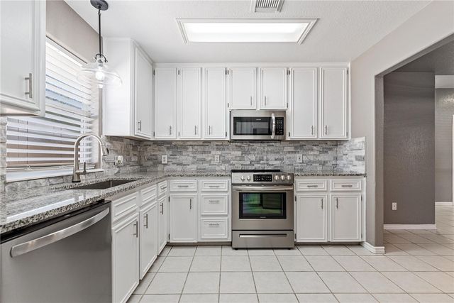 13948 Lighthouse Dr, Corpus Christi, TX 78418