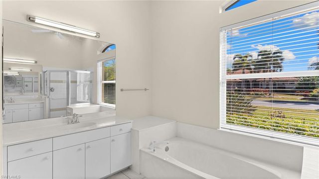 9797 Alhambra LN, Bonita Springs, FL 34135