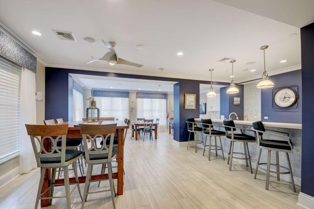 100 NE 6th Street Ph 704, Boynton Beach, FL 33435