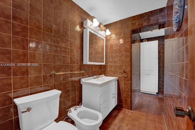 727 NW 24th Ct 1, Miami, FL 33125