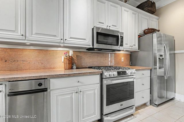 413 Porter Avenue, Biloxi, MS 39530