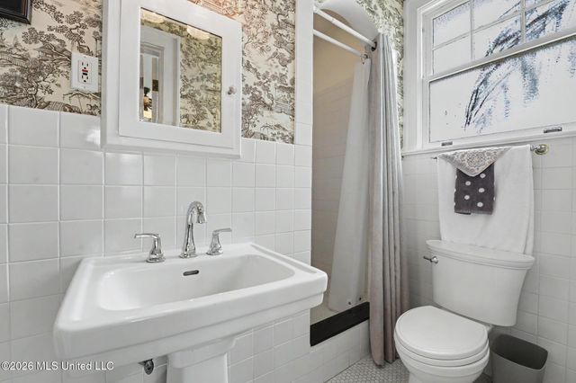 413 Porter Avenue, Biloxi, MS 39530