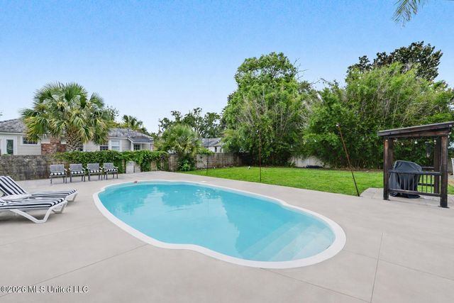 413 Porter Avenue, Biloxi, MS 39530