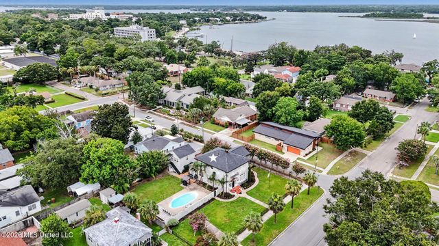 413 Porter Avenue, Biloxi, MS 39530