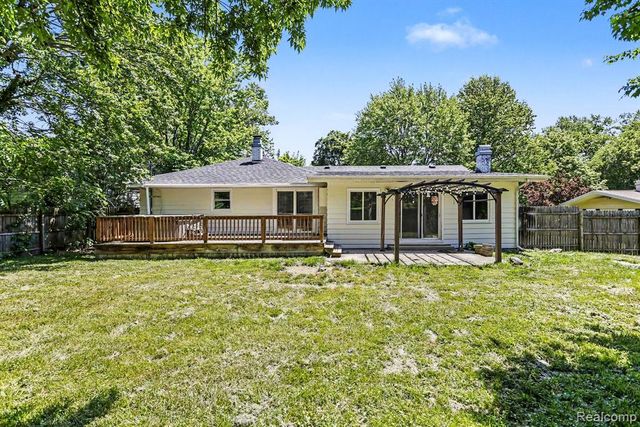 724 Chippewa Trail, Niles, MI 49120