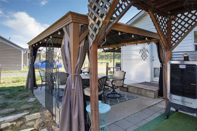 220 Riverside Road, Billings, MT 59101
