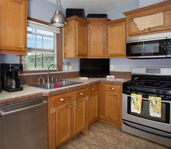 220 Riverside Road, Billings, MT 59101